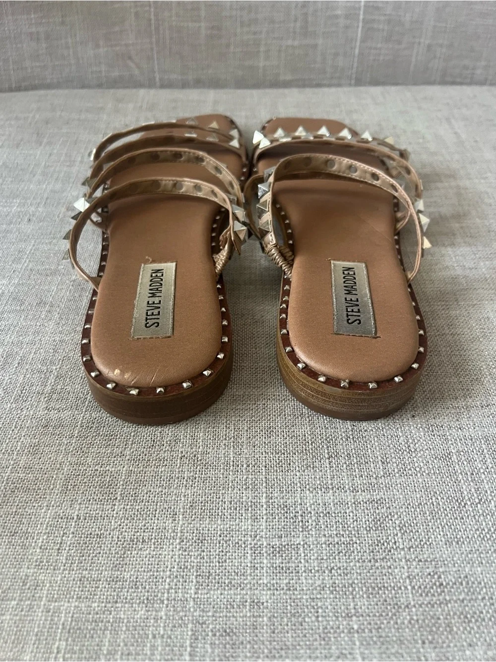 Steve Madden summer resort wear  Studded Strappy Slide Sandals, women’s 9.5.